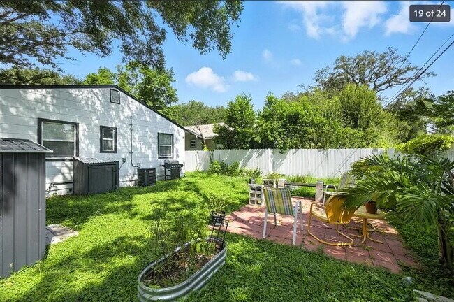 Building Photo - 1466 15th St S