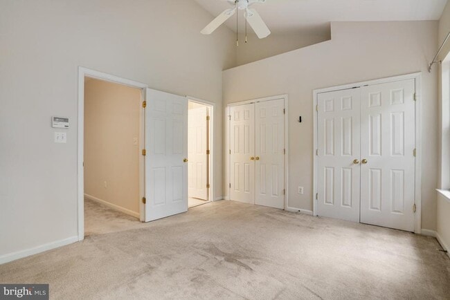 Building Photo - 6490 Tayack Pl