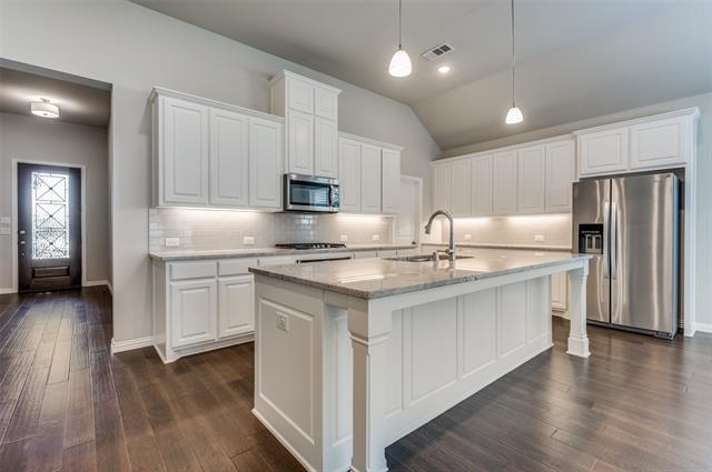 Building Photo - 4720 Bonfire Way