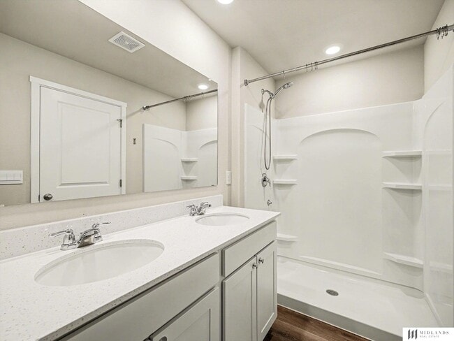 Building Photo - 17814 Hampton Dr