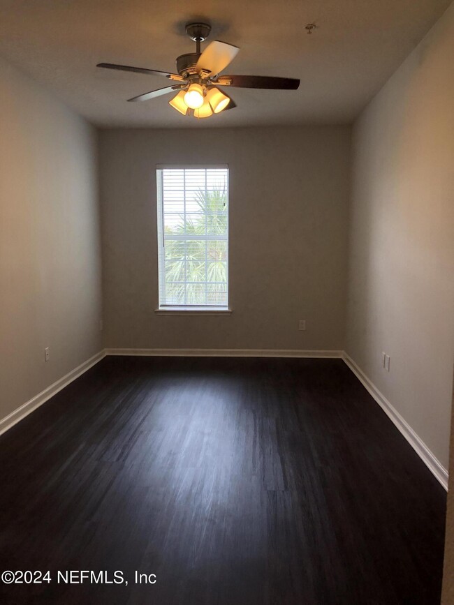 Building Photo - 11251 Campfield Dr