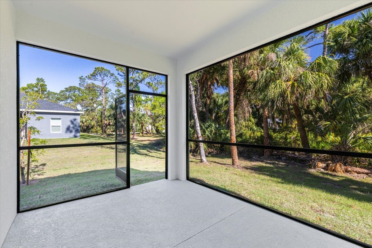 Building Photo - 2732 Mather Ln