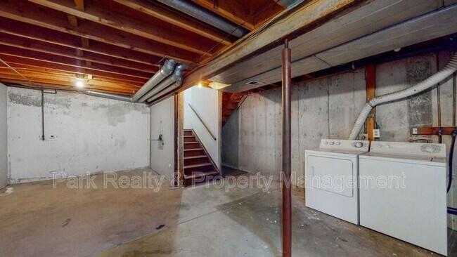 Building Photo - 5735 W 2nd Ave