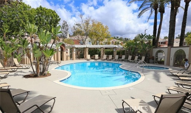 Building Photo - 5 Santa Barbara Ct