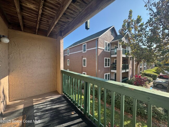 Building Photo - 7667 N Wickham Rd