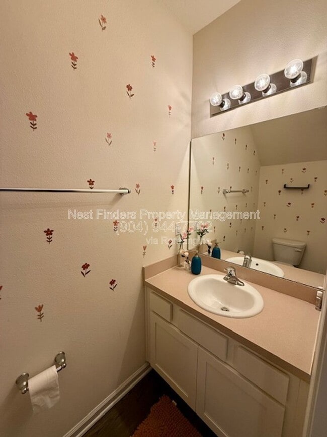 Building Photo - 7947 Echo Springs Rd