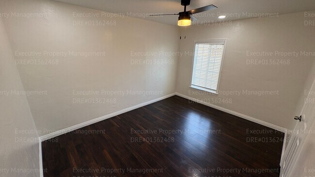 Building Photo - 2 bedroom 1 bathroom house located in the 93307 zipcode near E Brundage Ln/ Madison St
