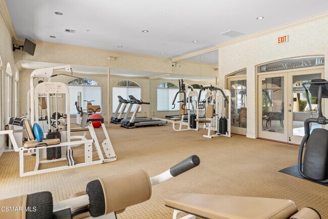 Building Photo - 5200 Premiere Hls Dr