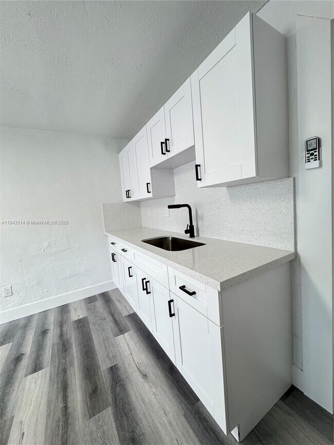Building Photo - 17645 NW 37th Ave