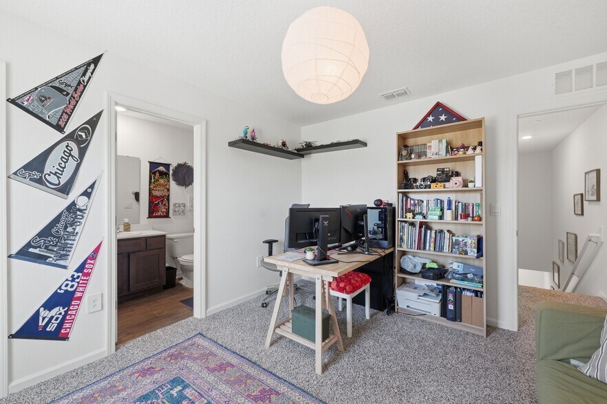 Building Photo - 9317 Kiskadee Ct