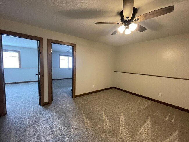 Building Photo - 1232 45th Ave NE