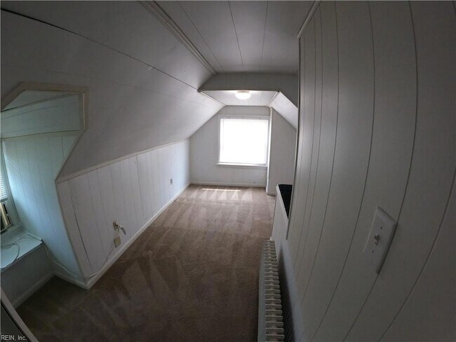 Building Photo - 5905 Hampton Blvd