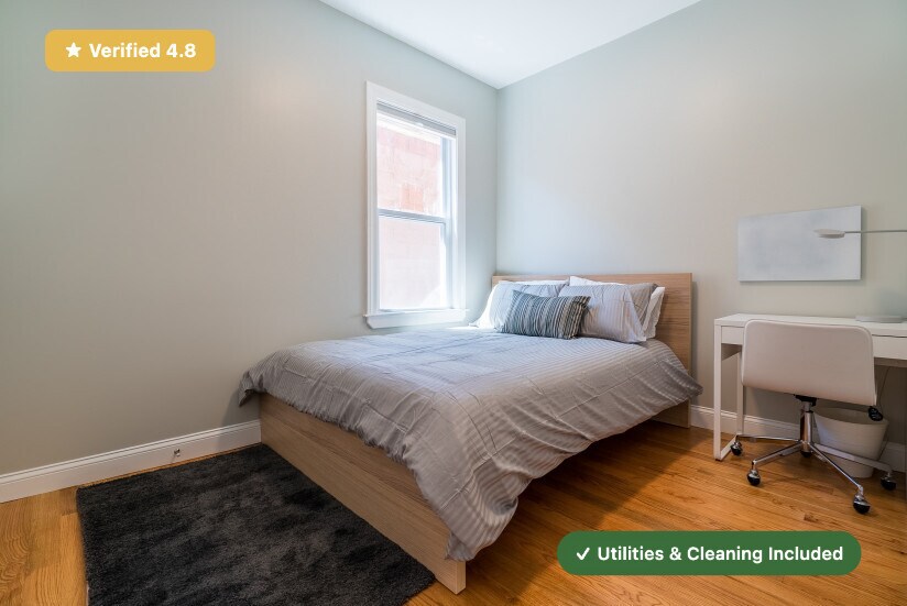Building Photo - Furnished Bedroom with Private Bath in South Boston