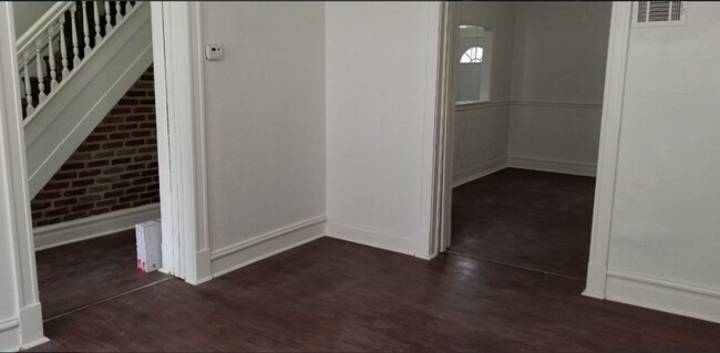 Building Photo - 3146 Keokuk St