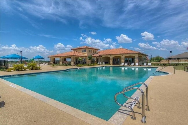 Building Photo - 18405 Cercina Trl