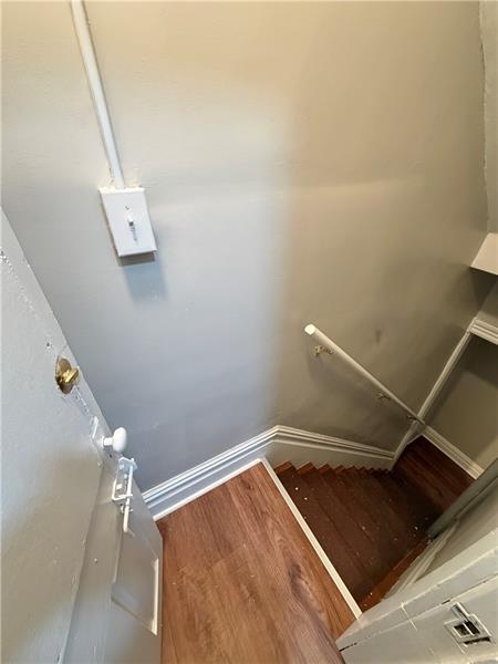 Building Photo - 306 E Wallace Ave