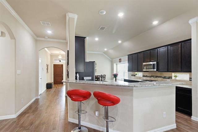Building Photo - 16609 Lincoln Park Ln