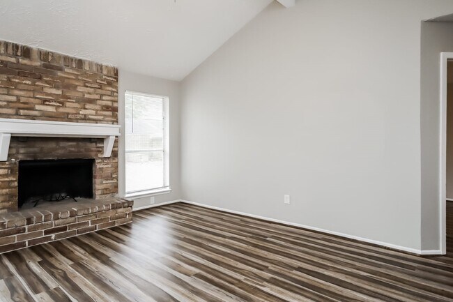 Primary Photo - 4514 Tylergate Dr