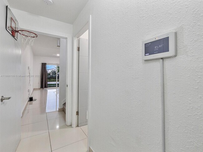 Building Photo - 25888 SW 139th Path