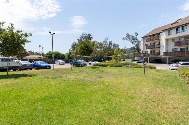 Building Photo - Discover Resort Style Living In Mission Va...