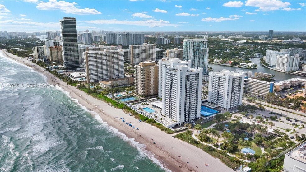 Building Photo - 1880 S Ocean Dr