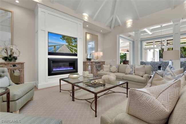 Building Photo - 2250 Crayton Rd