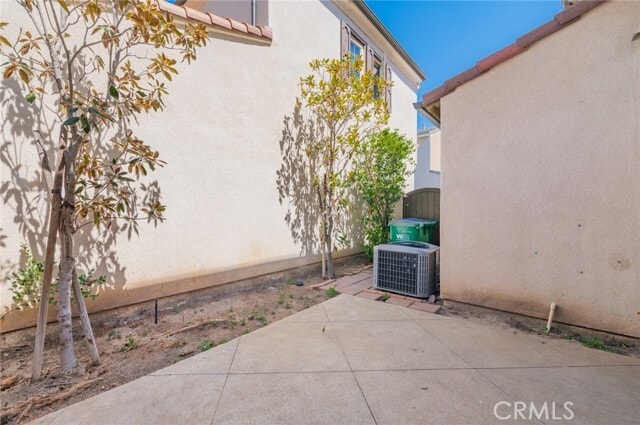 Building Photo - 65 Bell Chime