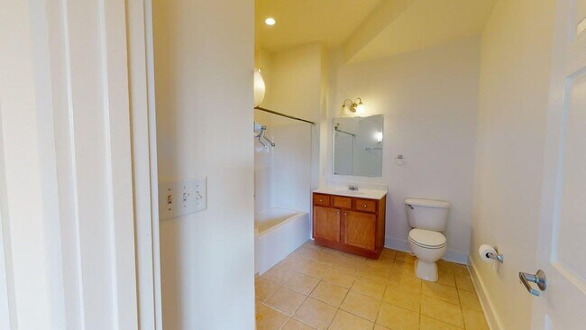 Building Photo - Main Street Corridor Available July 1