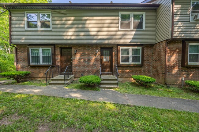 Building Photo - 64 Nutmeg Dr