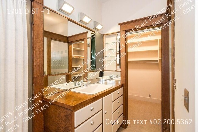 Building Photo - 1701 D St