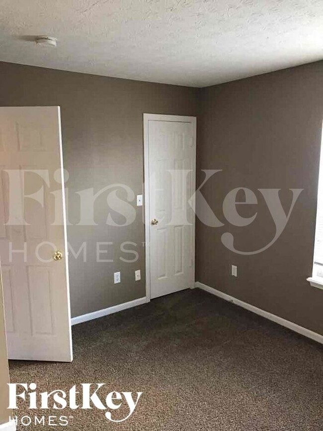 Building Photo - 3614 Rock Maple Dr
