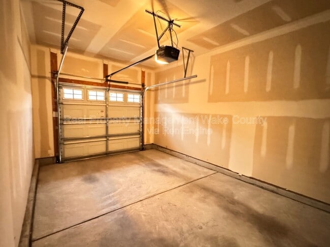 Building Photo - 8215 Martello Ln