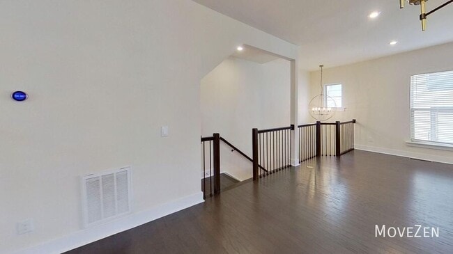 Building Photo - 15041 New Amsterdam Ln