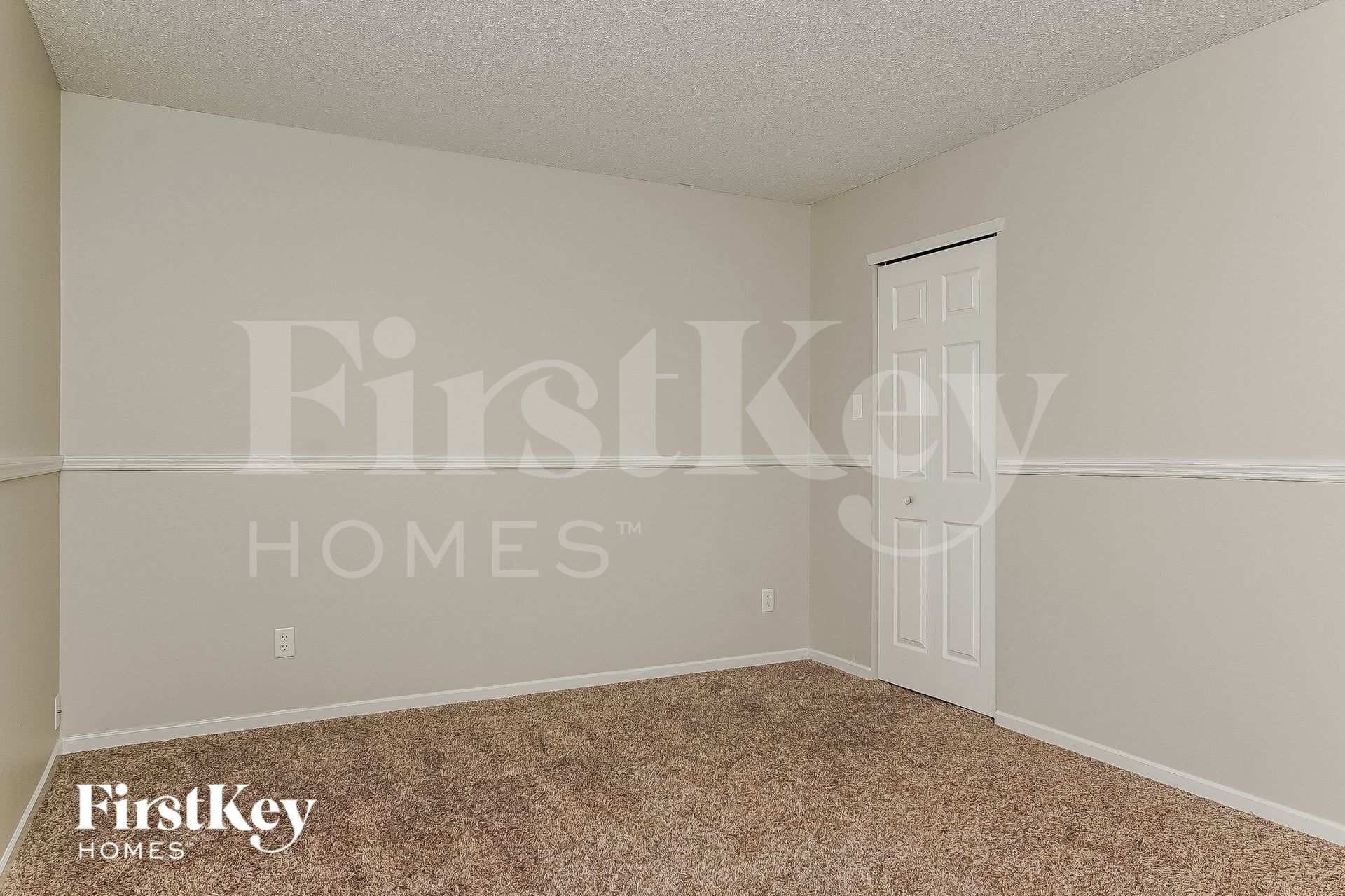 Building Photo - 6140 Monteo Dr