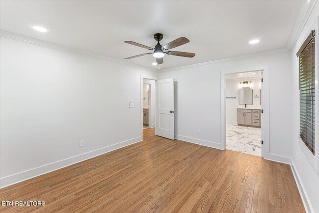 Building Photo - 221 Medford Rd