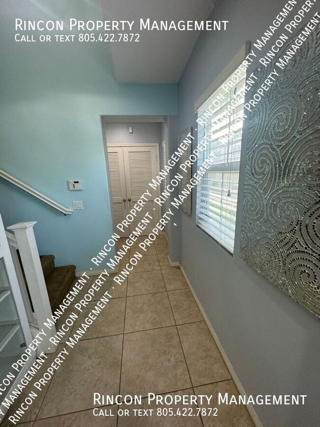 Building Photo - ***BEDROOM FOR RENT w/ Private Bathroom***...