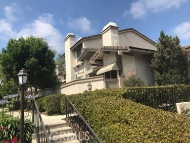 Building Photo - 9 Evening Breeze