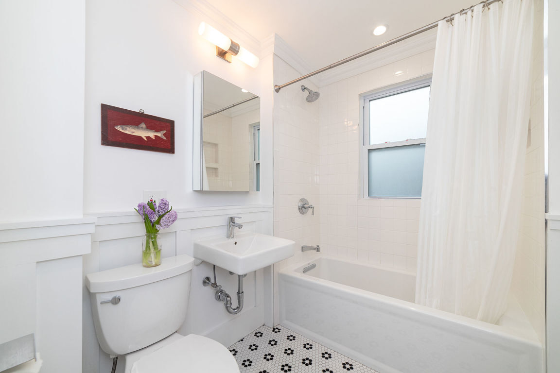 Building Photo - 12 Parkton Rd