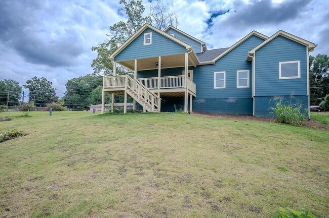 Building Photo - 1993 Reynolds Dr SW