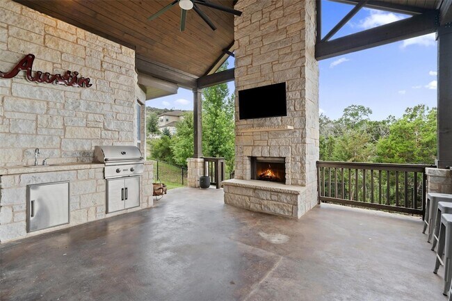 Building Photo - 624 Anfield Cir