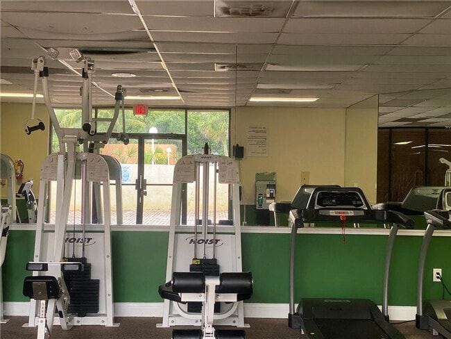 Building Photo - 4235 N University Dr