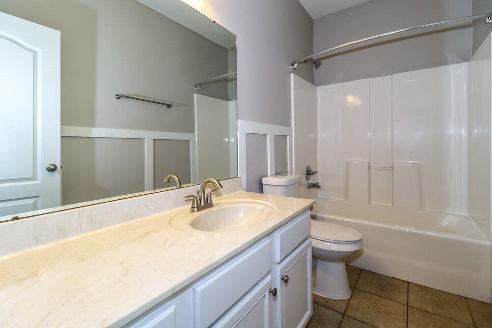 Building Photo - 300 Mossy Springs Dr