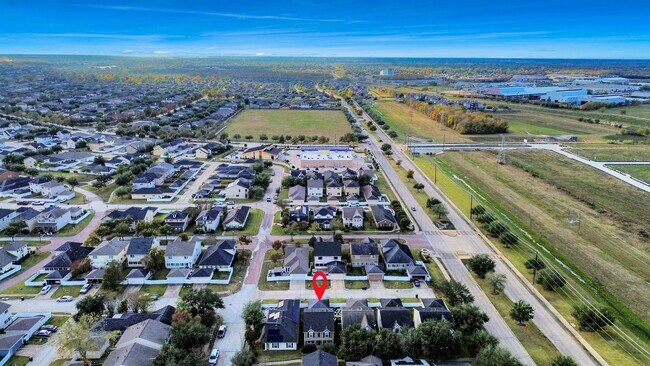 Building Photo - 1536 Kew Garden Dr