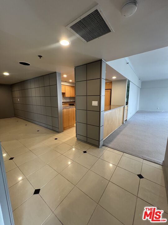 Building Photo - 10445 Wilshire Blvd