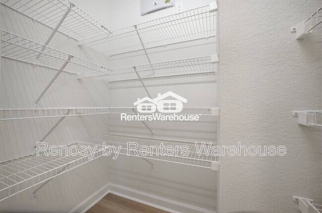 Building Photo - 1005 Opal St