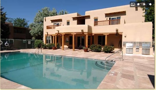 Pool - San Mateo de Santa Fe