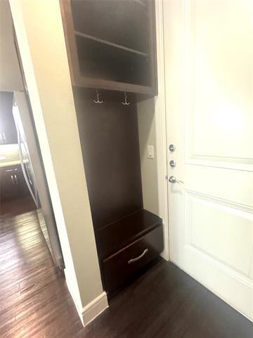 Building Photo - 4265 Bourbon St