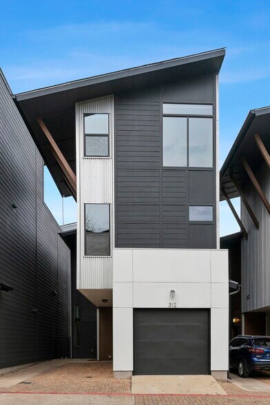 Building Photo - 312 Ashley Dawn Ln