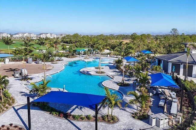 Building Photo - 12180 Wellen Golf St