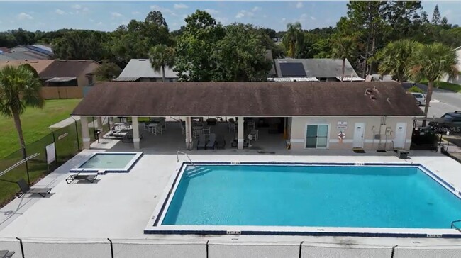 Building Photo - 1321 Fettler Way